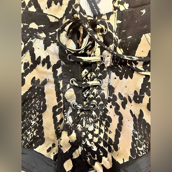 ONE TEASPOON AFRICAN NIGHT FLIGHT SIXTIES SUEDE SHORTS Size 4 *SAMPLE * NWT - Picture 7 of 14